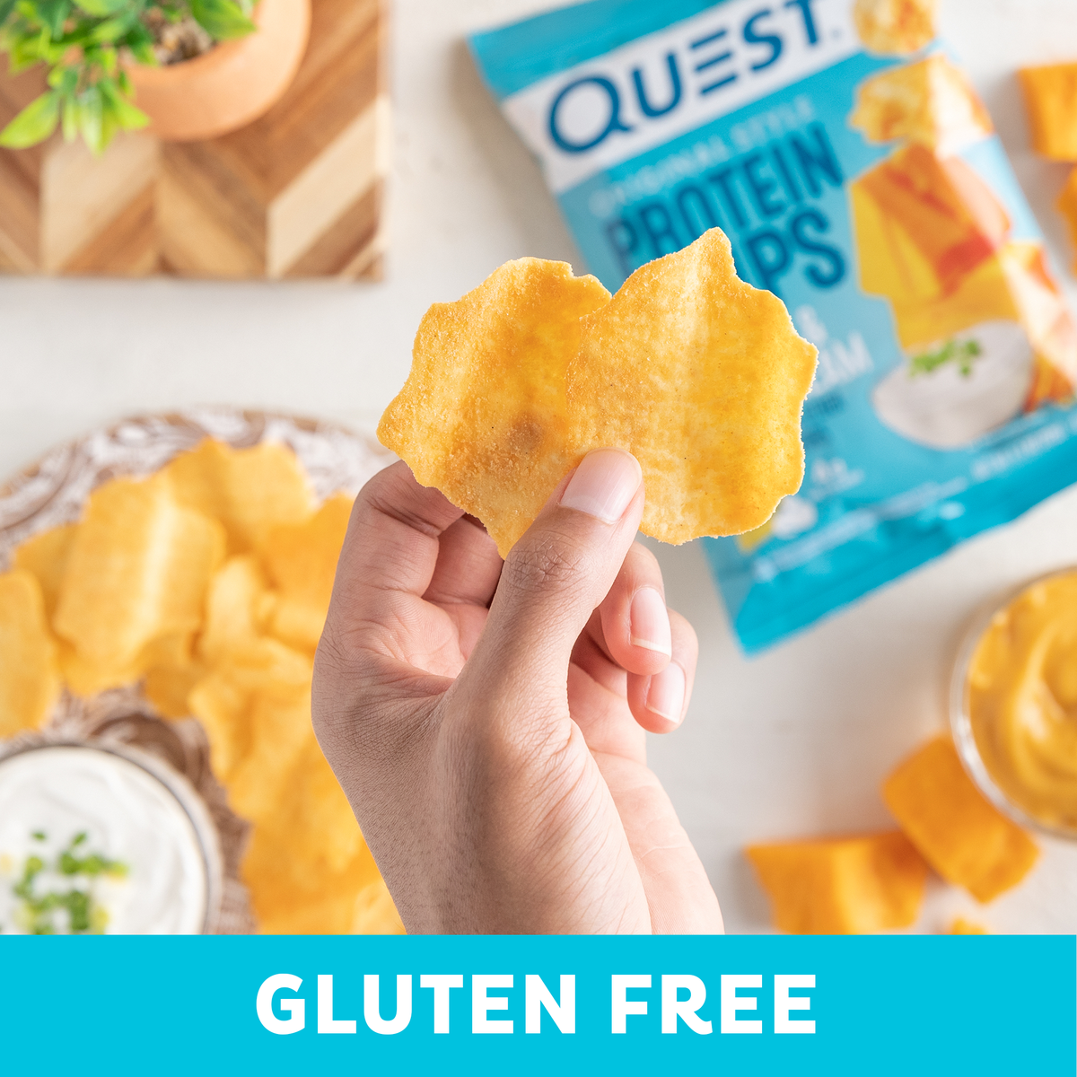 cheddar-and-sour-cream-original-style-protein-chips-x8 qst-000296_cheddar-_-sour-cream-original-style-protein-chips_7.2.png